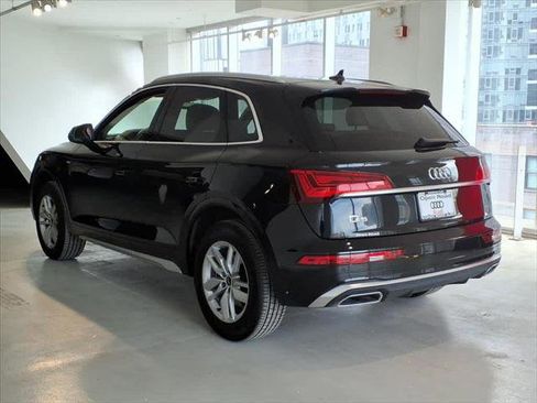 Certified 2023 Audi Q5 2.0T Premium w/ Convenience Package AWD/4WD image 6
