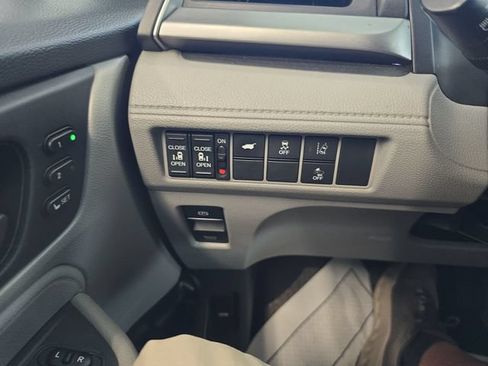 Used 2019 Honda Odyssey EX-L image 21