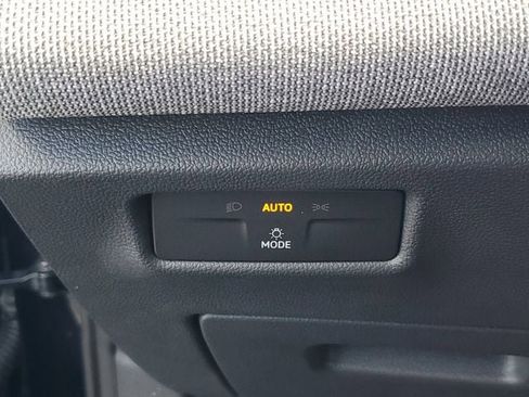 New 2026 Volkswagen Tiguan S image 26