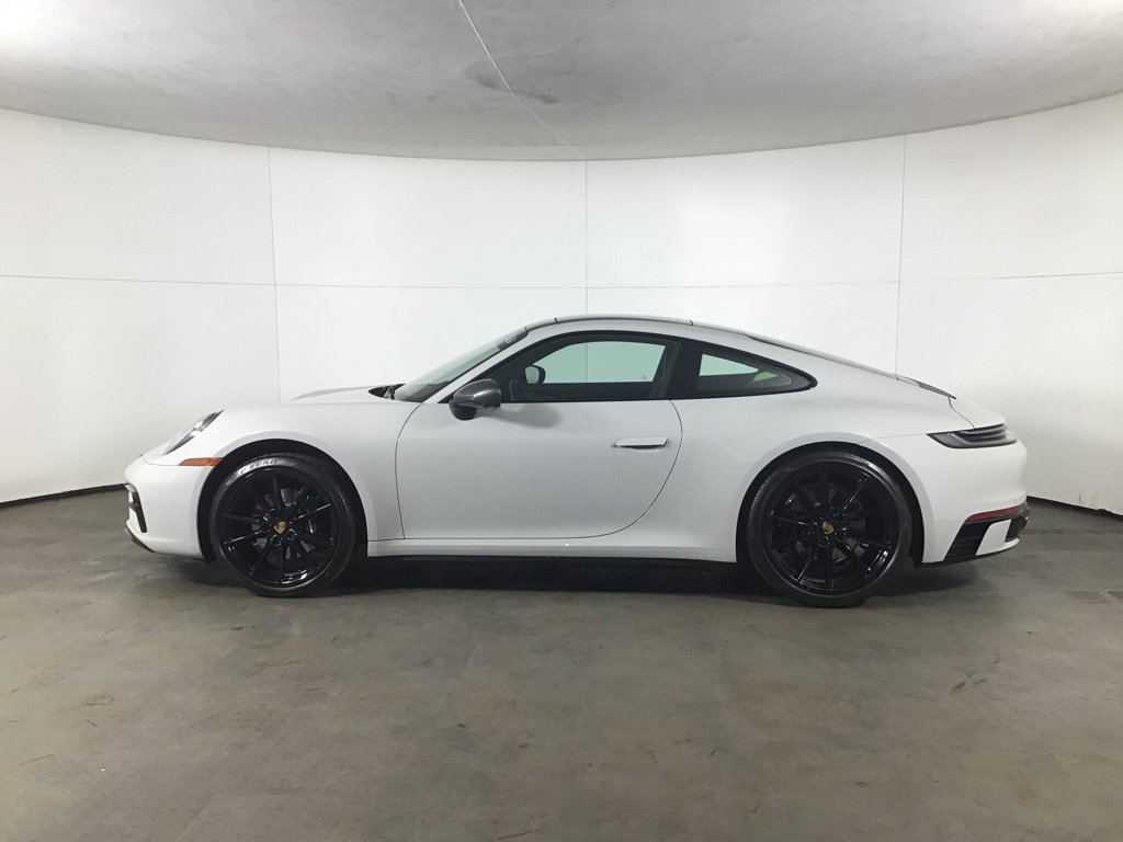 Certified 2024 Porsche 911 Carrera T RWD image 2