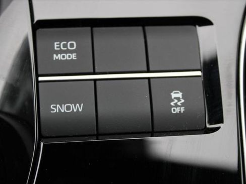 Certified 2024 Toyota bZ4X XLE image 20