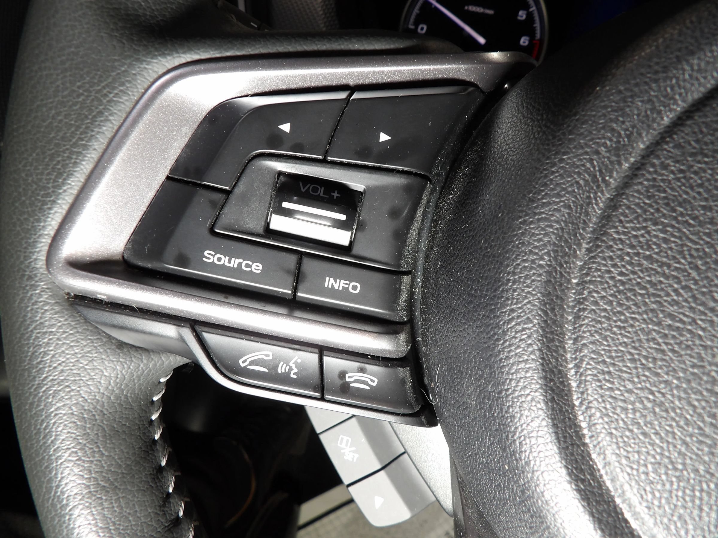 Used 2023 Subaru Forester Limited AWD/4WD image 22