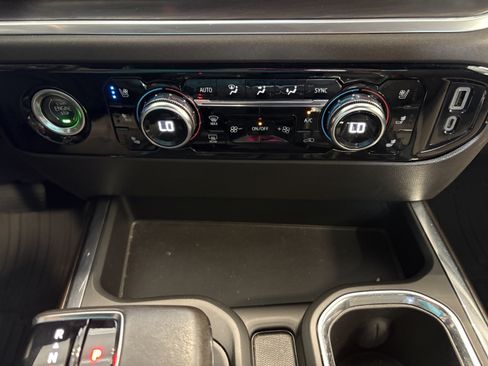 Used 2022 GMC Sierra 1500 SLT w/ SLT Convenience Package AWD/4WD image 20