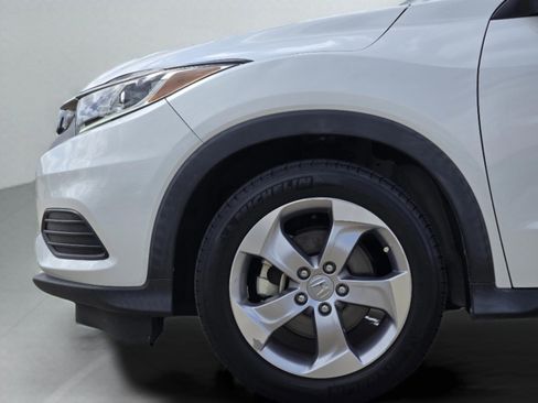 Used 2021 Honda HR-V LX image 29