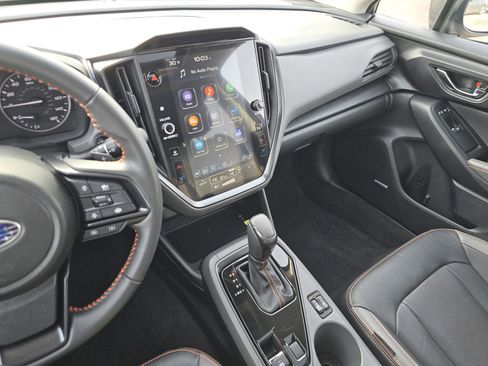 Certified 2024 Subaru Crosstrek 2.5i Limited w/ Crosstrek Mirror Package image 23