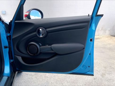 Used 2015 MINI Cooper 4-Door Hardtop FWD image 27