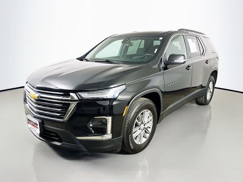 Used 2022 Chevrolet Traverse LT w/ LPO, Floor Liner Package AWD/4WD image 3