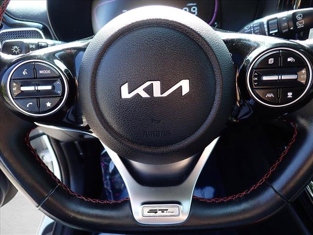 Used 2023 Kia Soul GT-Line w/ GT-Line Technology Package FWD image 17