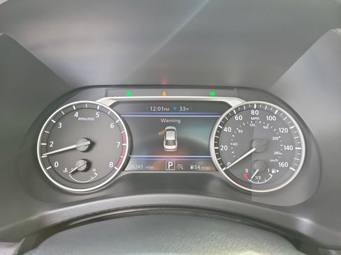 Used 2024 Nissan Sentra SR w/ SR Premium Package image 24