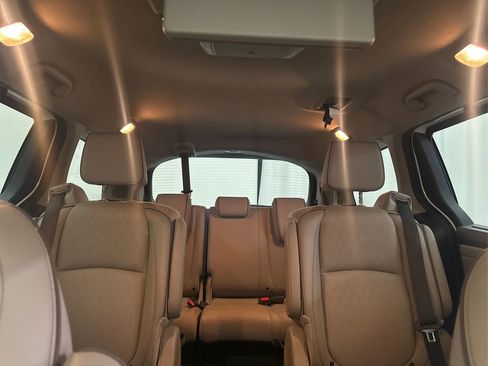 Used 2023 Honda Odyssey Elite image 39