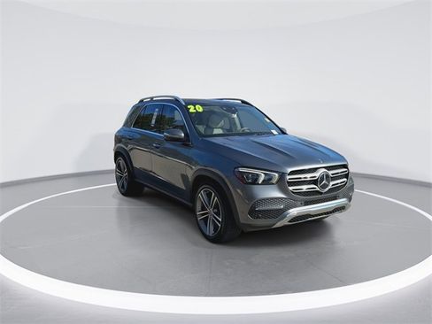 Used 2020 Mercedes-Benz GLE 450 4MATIC image 2