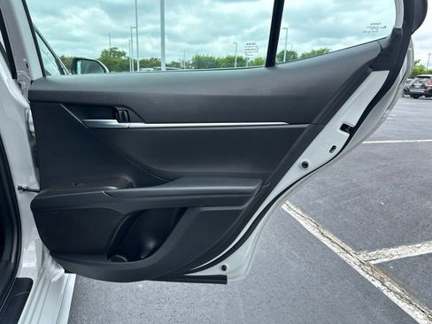 Certified 2023 Toyota Camry SE FWD image 11