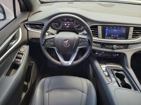 Used 2022 Buick Enclave Essence w/ Experience Buick Package FWD image 22