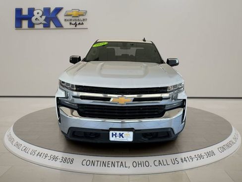 Used 2021 Chevrolet Silverado 1500 LT w/ Z71 Off-Road Package AWD/4WD image 2