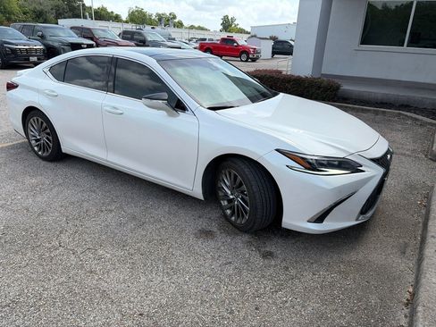 Used 2025 Lexus ES 350 Ultra Luxury w/ Accessory Package (Z2) FWD image 1