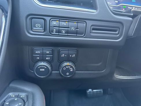 Used 2023 Chevrolet Tahoe RST w/ Luxury Package image 17