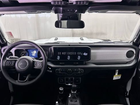 New 2025 Jeep Gladiator Sport image 23