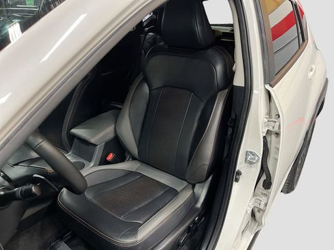 Used 2025 Subaru Crosstrek 2.5i Limited image 19