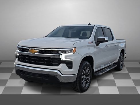 Certified 2024 Chevrolet Silverado 1500 LT image 3