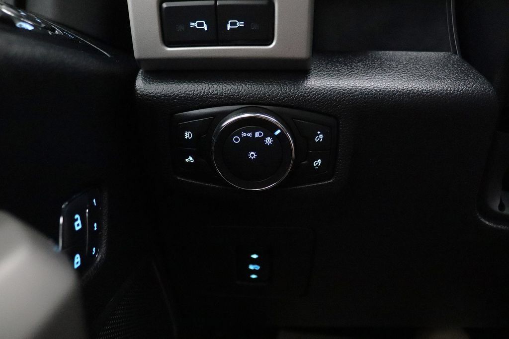 Used 2017 Ford F150 Lariat AWD/4WD image 25