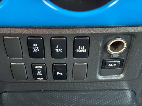 Used 2007 Toyota FJ Cruiser 4WD w/ Upgrade Pkg 2 image 33