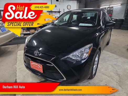 Used 2018 Toyota Yaris iA FWD image 1