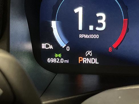 Used 2025 Ford Explorer ST-Line image 6