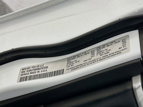 Used 2022 Jeep Grand Cherokee Limited 4xe image 12