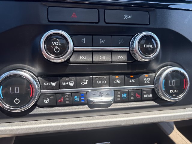 Used 2023 Ford Expedition Max Limited AWD/4WD image 28