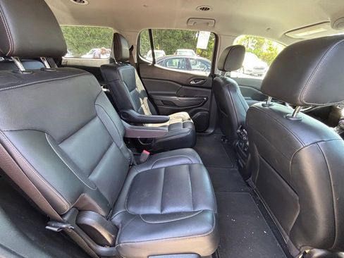 Used 2018 GMC Acadia SLT AWD/4WD image 13