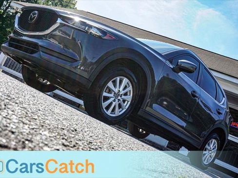 Used 2019 MAZDA CX-5 Touring image 4
