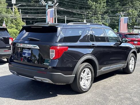 Used 2023 Ford Explorer XLT w/ Equipment Group 202A AWD/4WD image 7