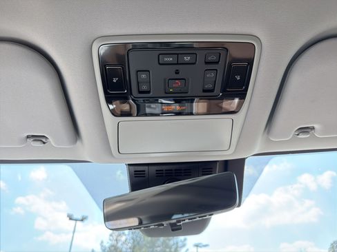 New 2026 Toyota Grand Highlander Platinum image 28