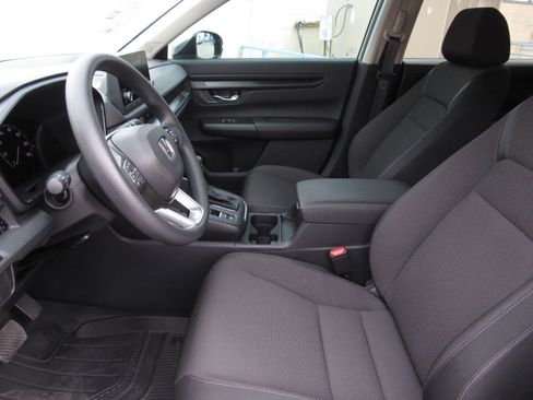 Used 2025 Honda CR-V EX image 15