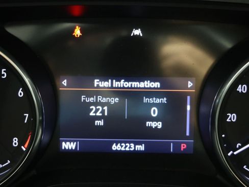 Used 2021 Buick Encore GX Select FWD image 11