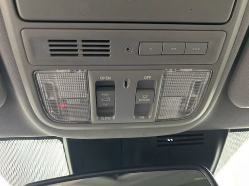 Used 2022 Honda CR-V EX-L image 19