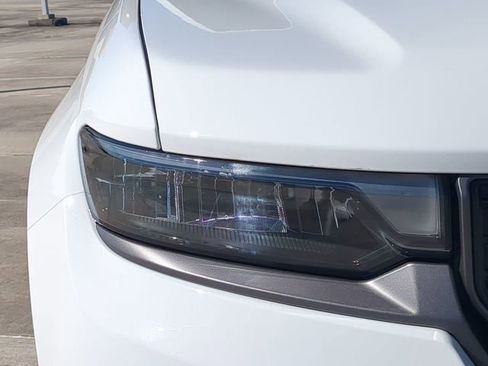 New 2026 Jeep Grand Cherokee Limited w/ Limited Altitude Package image 10