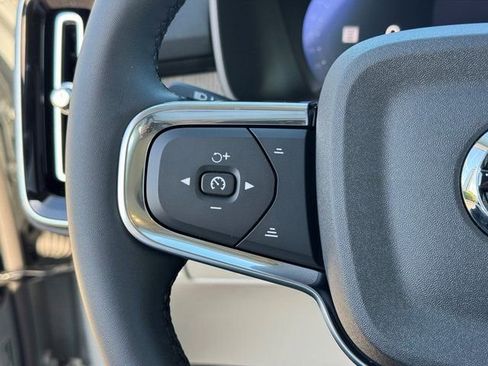 New 2026 Volvo XC40 B5 Plus w/ Protection Package Premier image 27