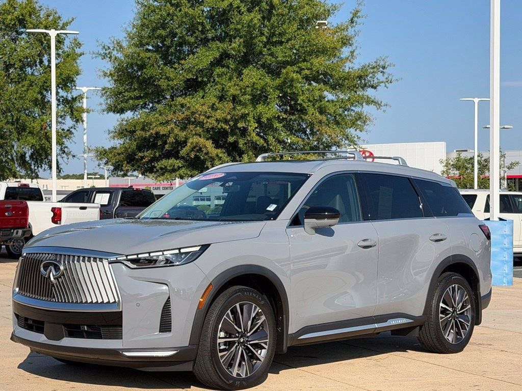 Used 2026 INFINITI QX60 Luxe w/ Cargo Package FWD image 7