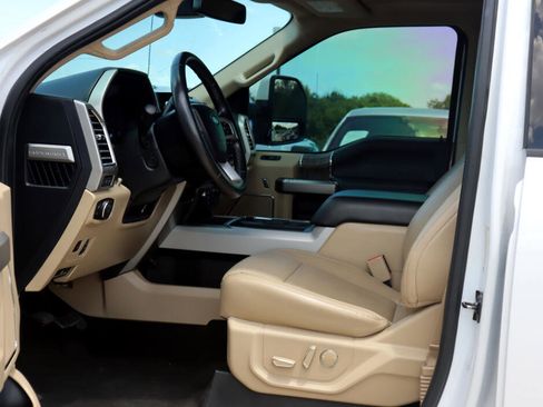 Used 2017 Ford F350 Lariat w/ Lariat Ultimate Package image 13