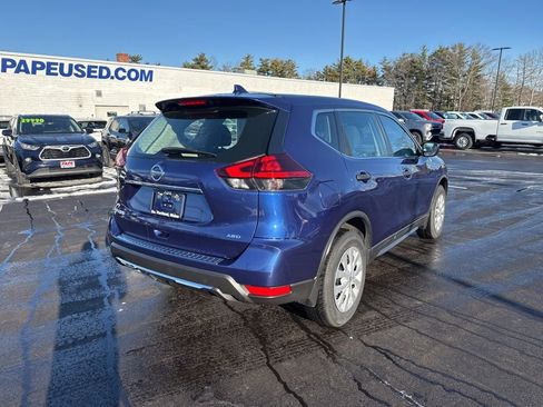 Used 2019 Nissan Rogue S image 3