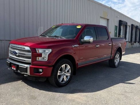 Used 2016 Ford F150 Platinum w/ Equipment Group 701A Luxury AWD/4WD image 3