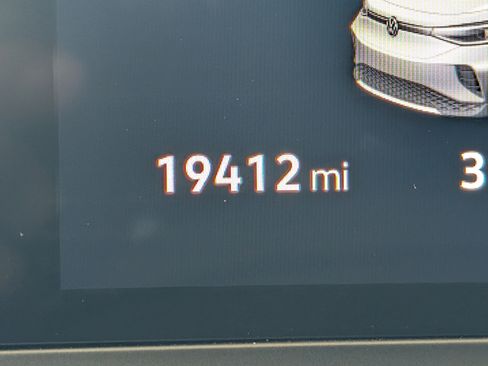 Used 2023 Volkswagen ID.4 Pro S image 25