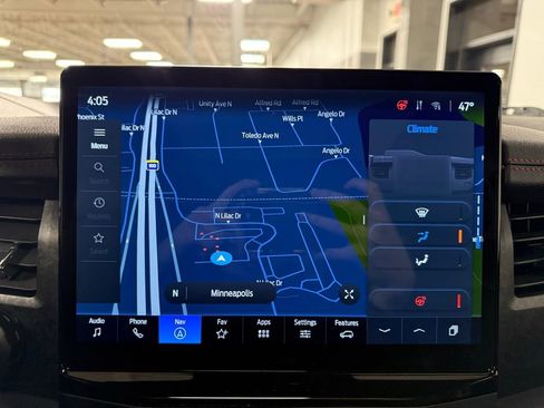 Used 2024 Ford Expedition Limited AWD/4WD image 12