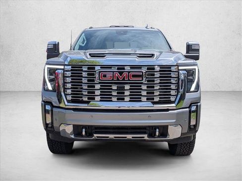 New 2026 GMC Sierra 2500 Denali w/ Denali Reserve Package AWD/4WD image 6