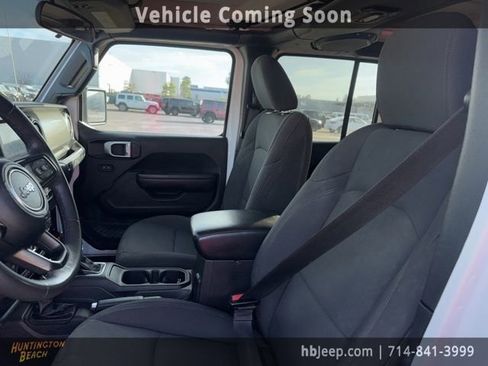 Used 2023 Jeep Wrangler Sport S image 8