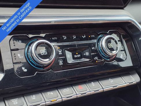 Used 2024 GMC Sierra 3500 Denali Ultimate image 25