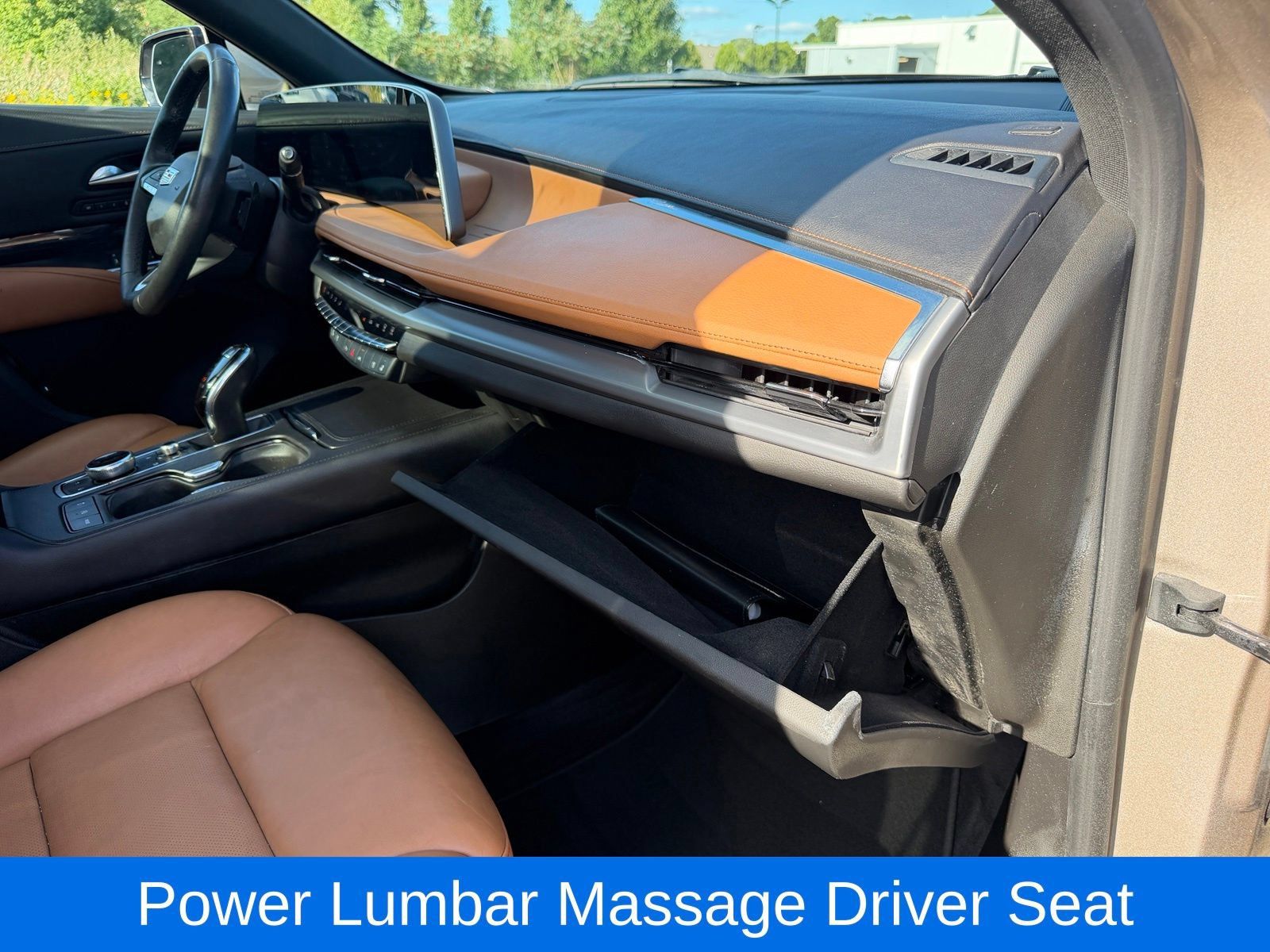 Used 2024 Cadillac XT4 Premium Luxury AWD/4WD image 40