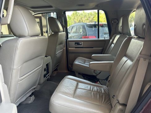 Used 2012 Ford Expedition Limited RWD image 27