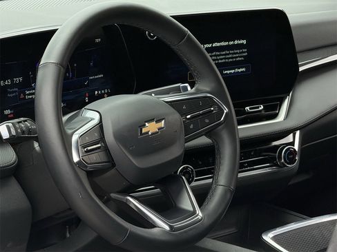 Certified 2025 Chevrolet Equinox LT image 12
